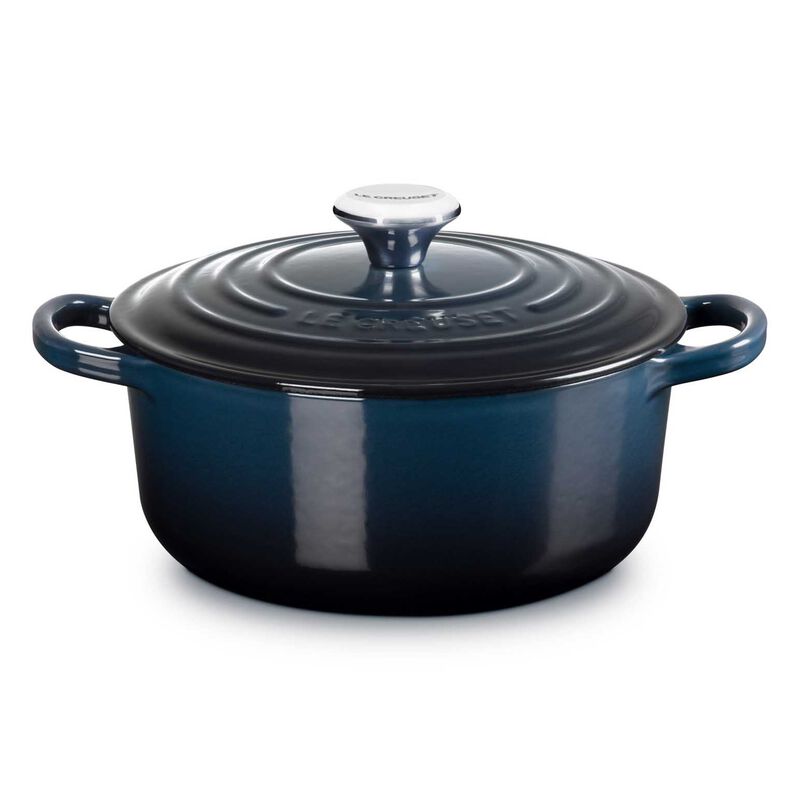 Le Creuset Signature Round Casserole Chrome Knob 20cm Nuit image number 0
