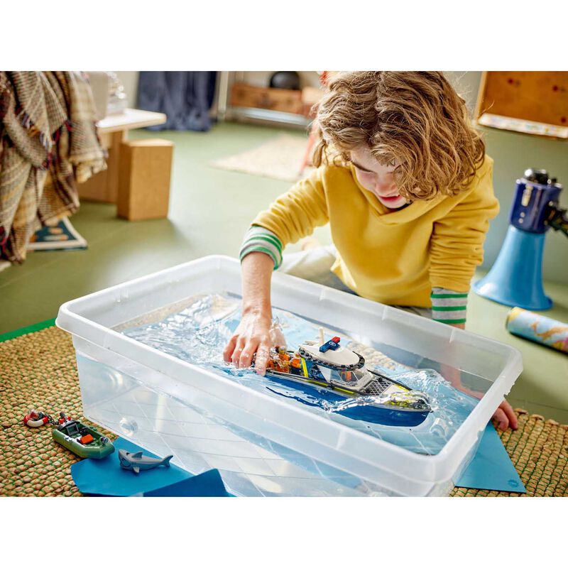 LEGO City Police Boat Chase image number 3