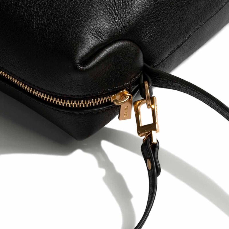 Yu Mei Ch'lita Bag image number 2