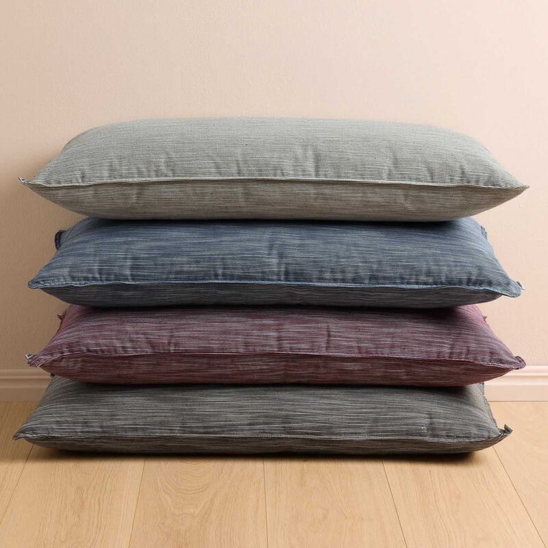 HOMMEY. Lumbar Cushion Chambray image number 1