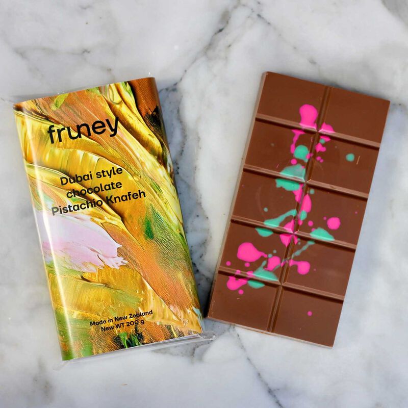 fruney Dubai Style Chocolate Pistachio Knafeh Bar 200g image number 2