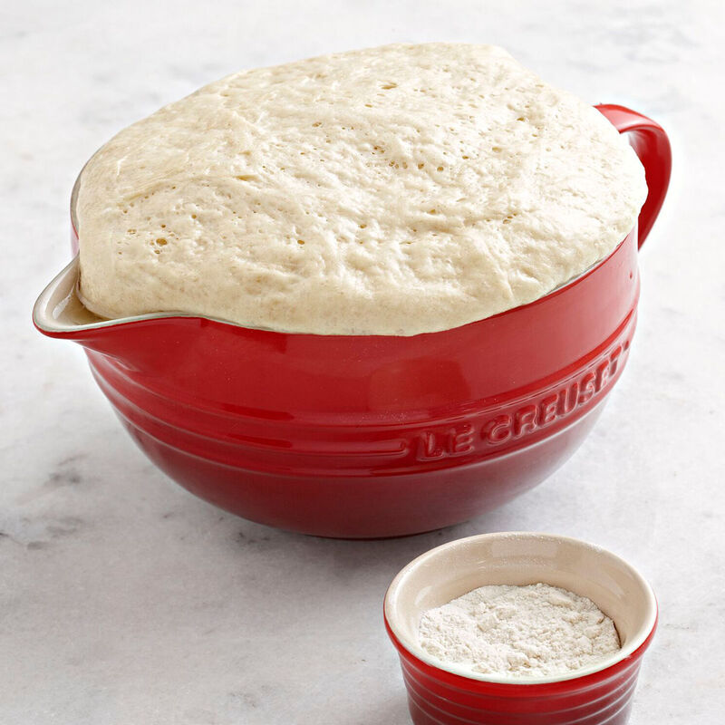 Le Creuset Stoneware Mixing Bowl 2L image number 4