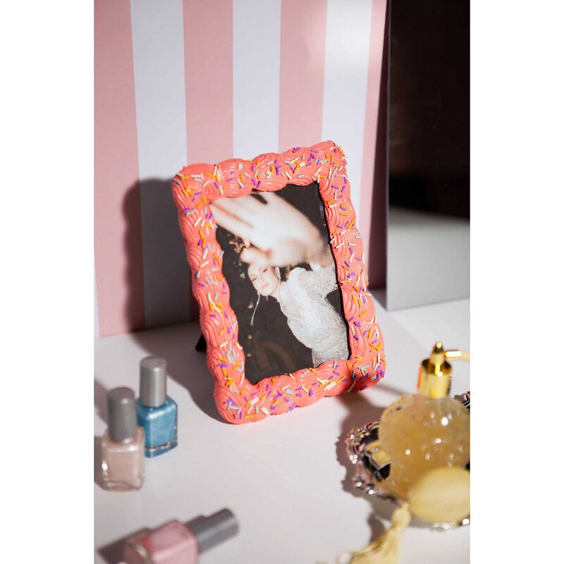 DOIY Sweetie Photo Frame Pink image number 1