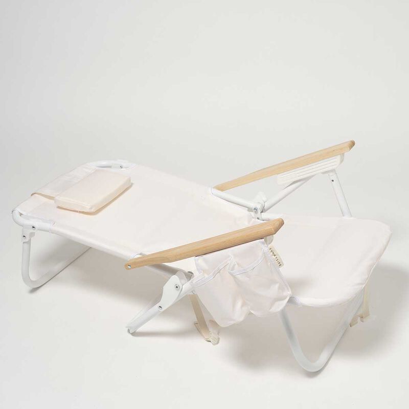 SUNNYLiFE Deluxe Beach Chair image number 3