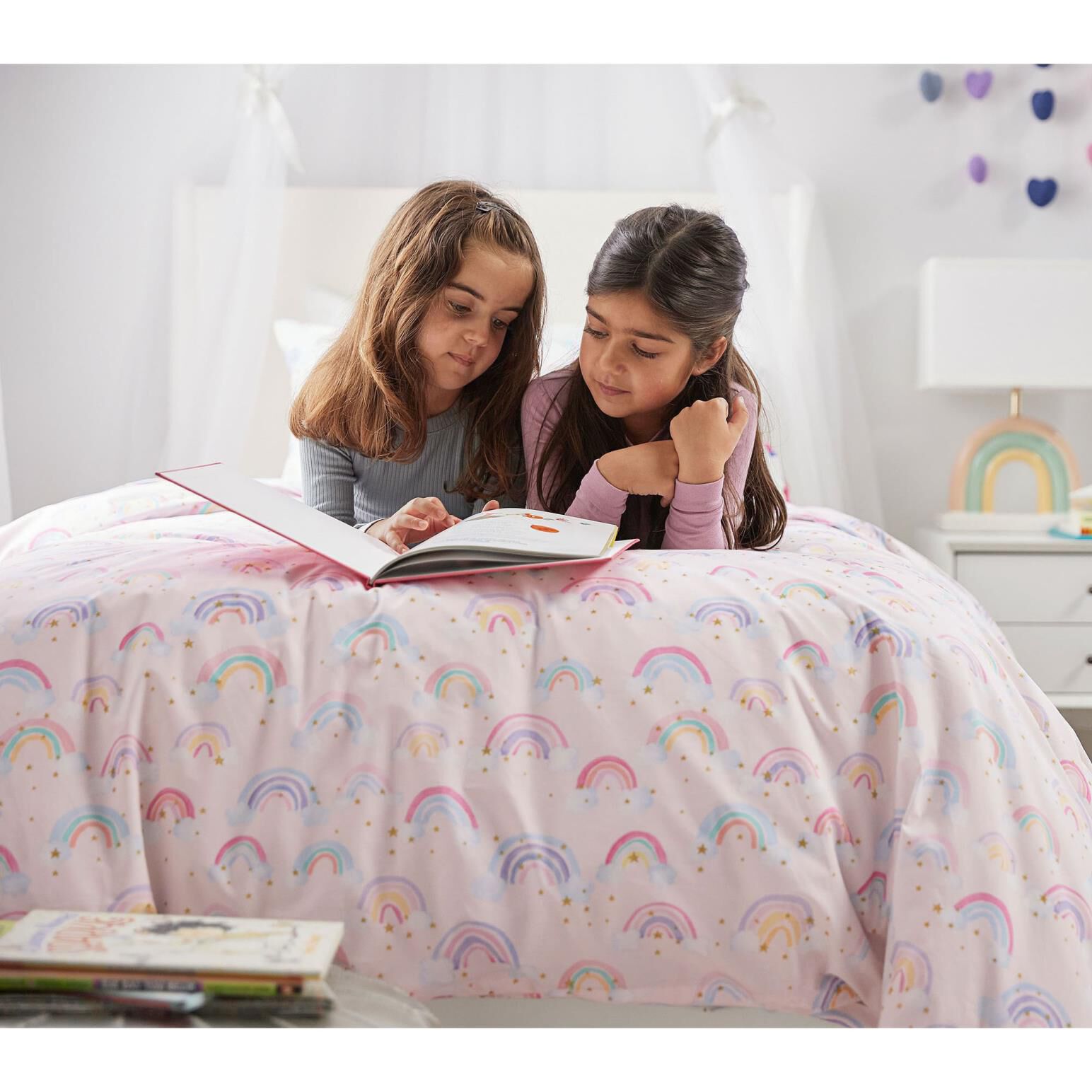 Pottery barn rainbow duvet top