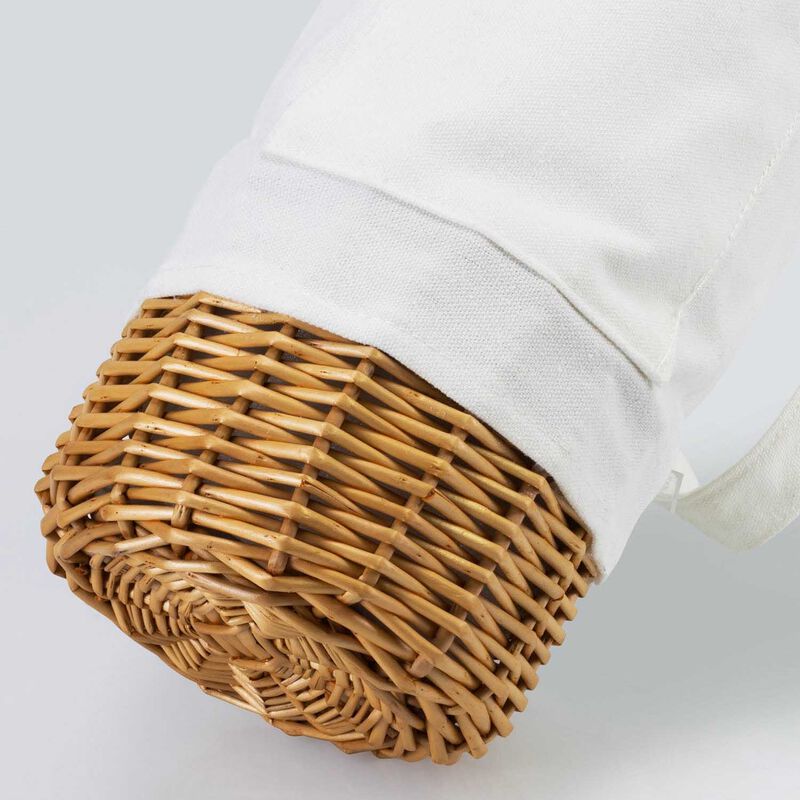 Keepsake Wicker Wine Carrier image number 1