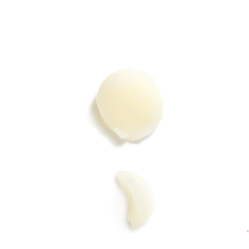 L'Occitane Shea Butter Lip Stick Balm 4.5g image number 1