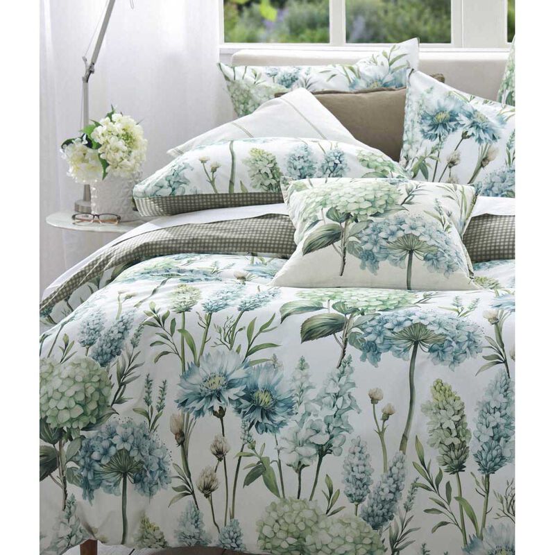 MM Linen Piccadilly Reversable Duvet Set image number 2