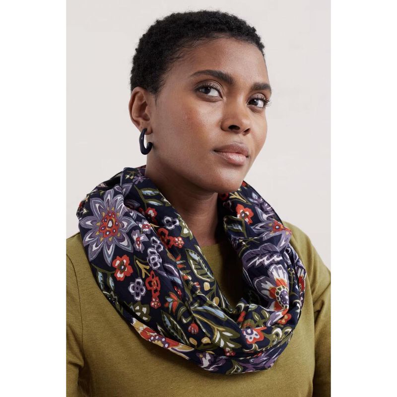 Seasalt Cornwall New Everyday Circle Scarf Rustic Floral Maritime image number 1