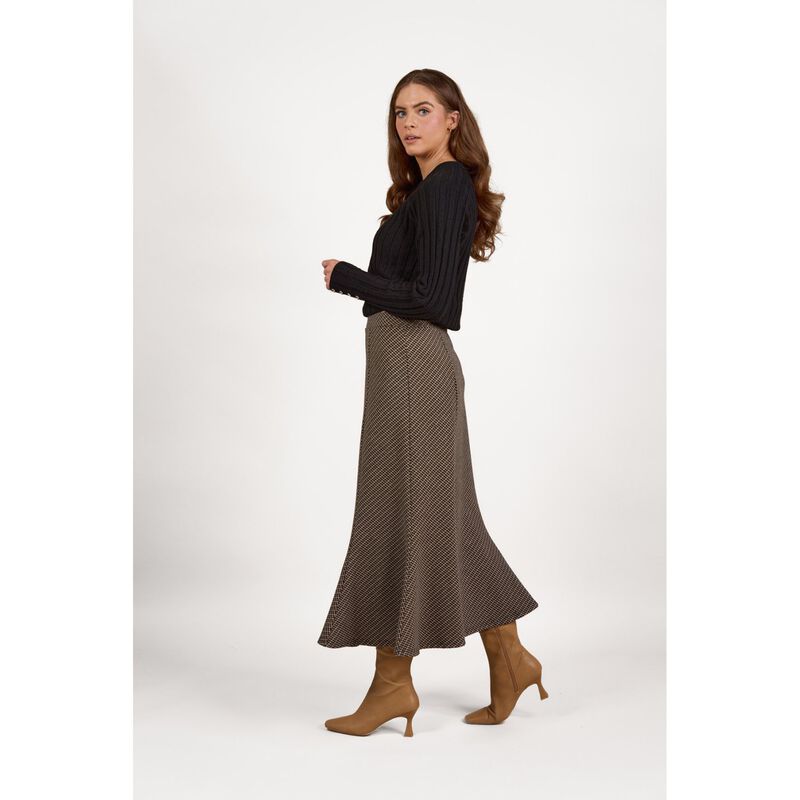 Vassalli Mid Length Fluted Skirt image number 2