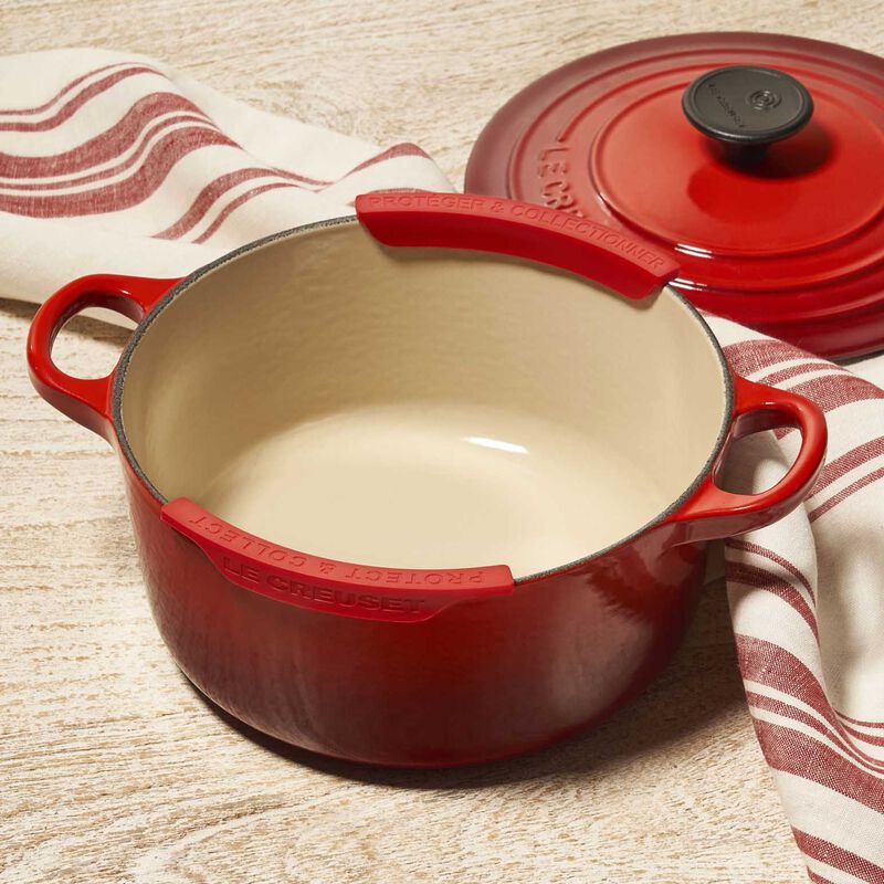 Le Creuset Silicone Lid Protector Set Of 2 - Cerise image number 1