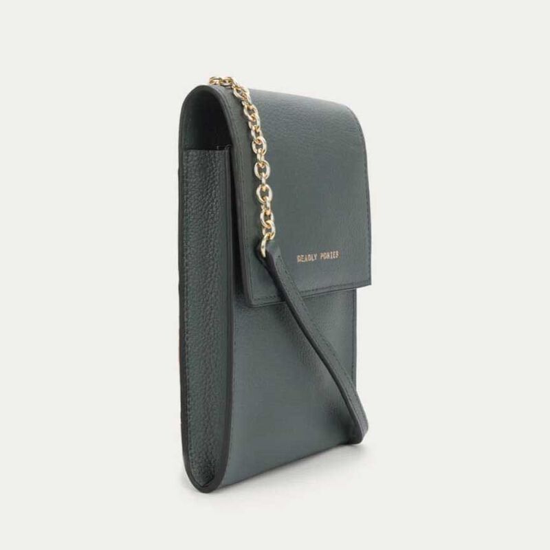 Deadly Ponies Poucheroo image number 3