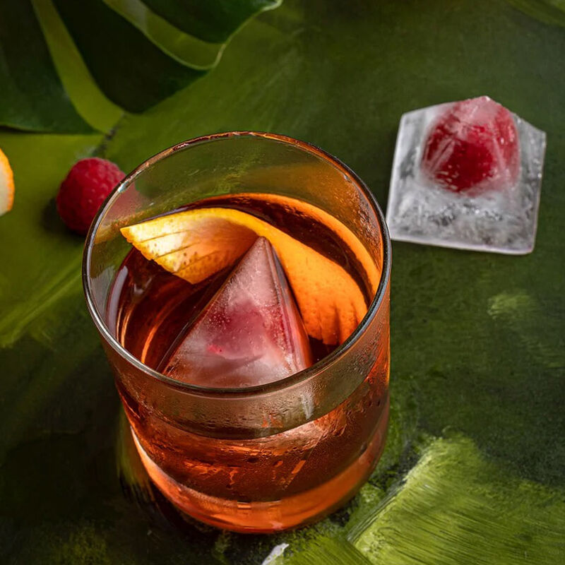 Drinks Plinks Ice Cube Tray - Adventurous Pyramids image number 3