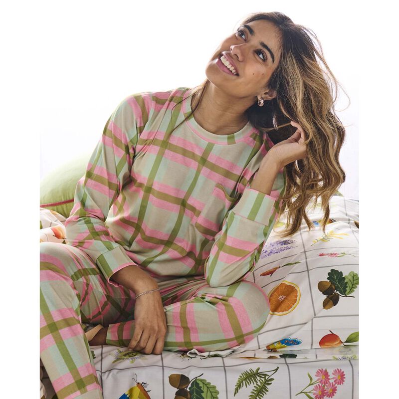 Kip&Co Pistachio Tartan Organic Cotton LS Pyjama Top & Slouch Pant Set image number 3