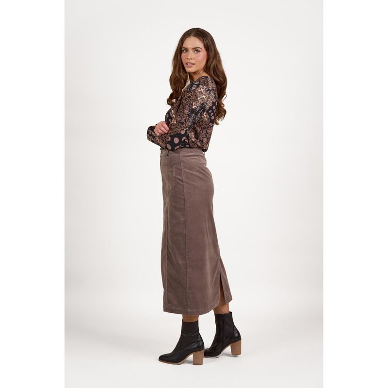 Vassalli Mid Length Cord Skirt With Front Panel Seams image number 2