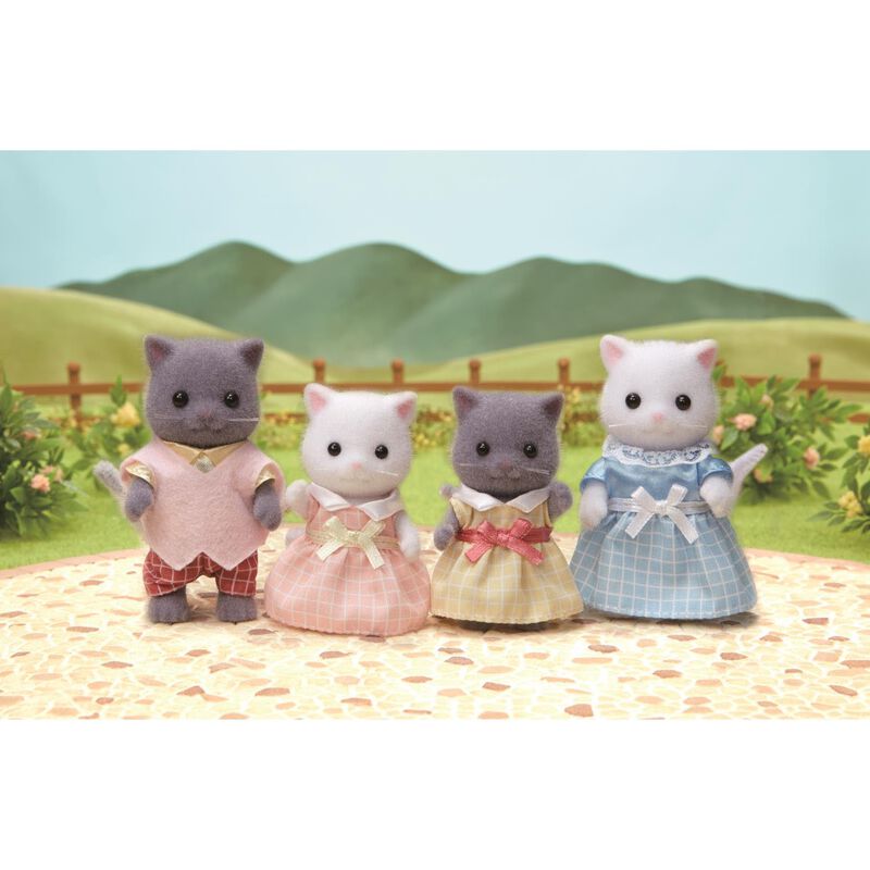 Sylvanian Families Persian Cat Family image number 1