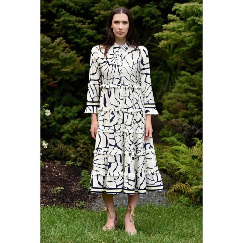 Curate In The Long Dress image number 1