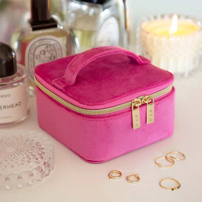 Tonic Luxe Velvet Jewellery Cube Berry image number 2
