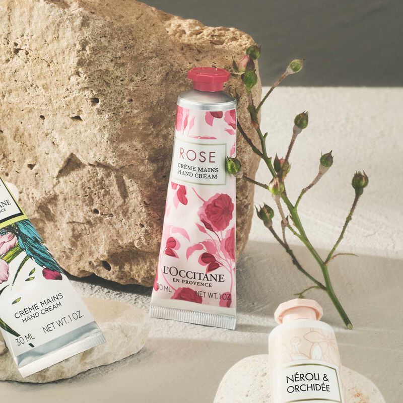 L'Occitane Rose Hand & Nail Cream 30ml image number 2