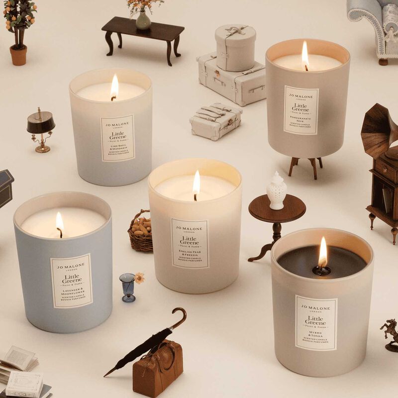 Jo Malone London English Pear & Freesia Special Edition Classic Candle image number 3