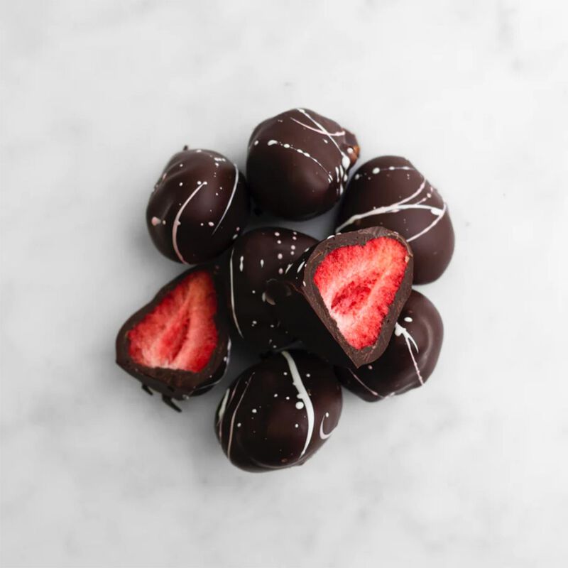 House of Chocolate Dark Chocolate Freeze Dried Strawberries 100g image number 1