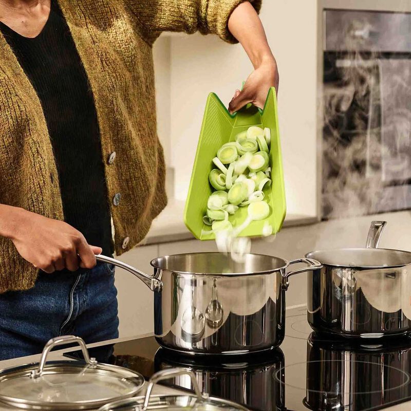 Joseph Joseph Chop2Pot Plus Large - Green image number 3