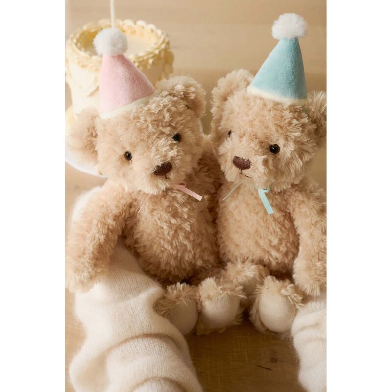 Snuggle Bunnies Birthday Arthur image number 1