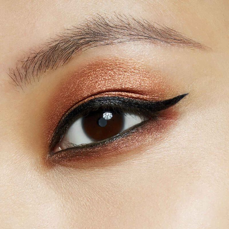 MAC Dazzleshadow Extreme Eye Shadow image number 10