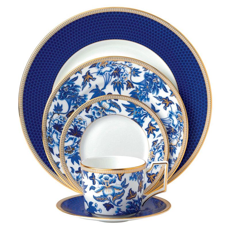 Wedgwood Hibiscus 5 Piece Place Setting image number 0