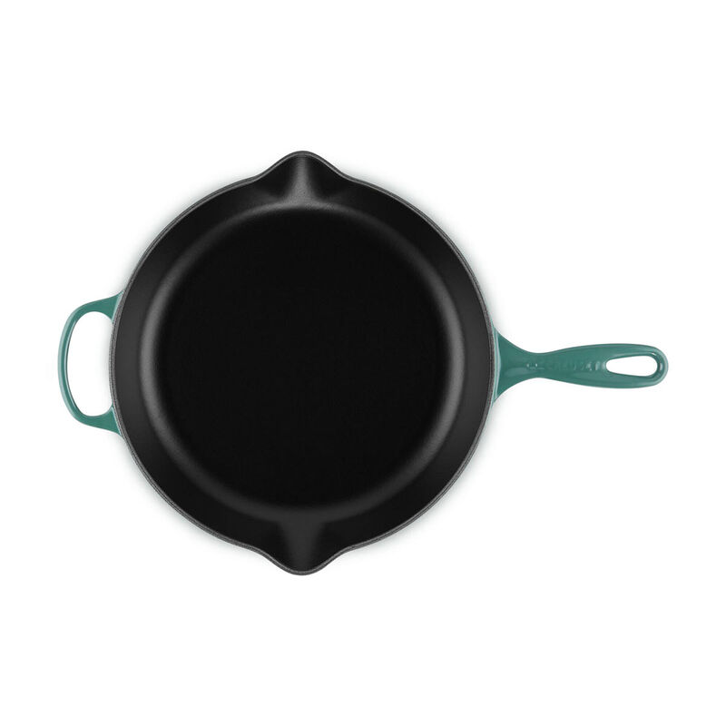 Le Creuset Signature Cast Iron Round Skillet 30cm image number 1