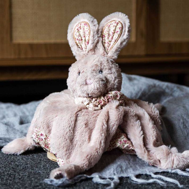 Lily & George Bailee Bunny Ball Comforter image number 1