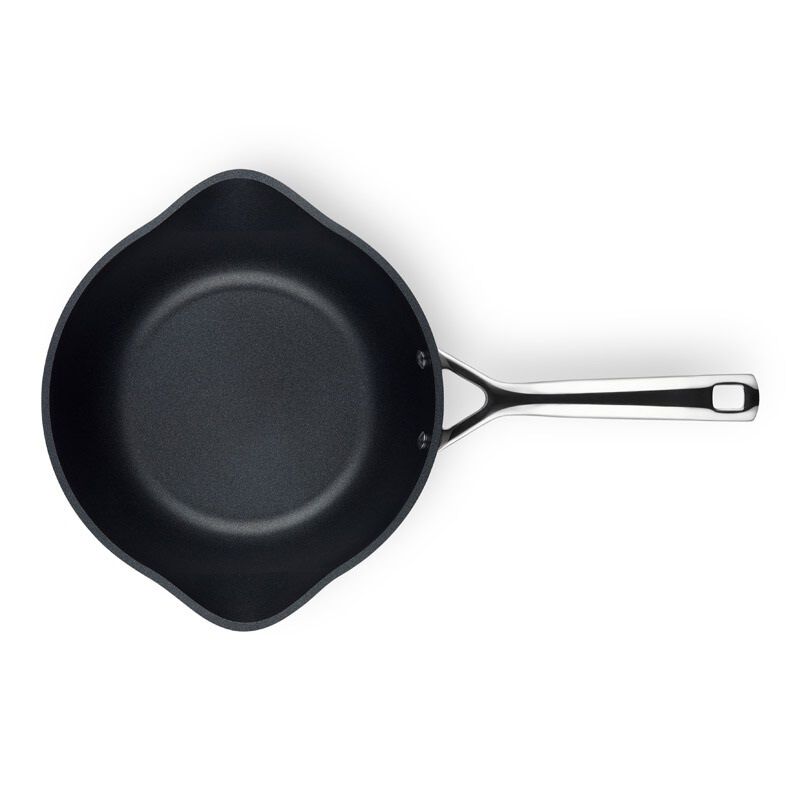 Le Creuset Chefs Pan With 2 Pouring Spout 24cm image number 1