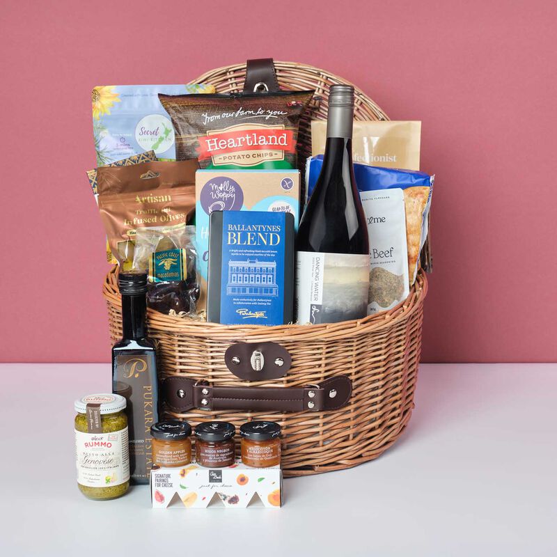 Entertainer Edit image number 0