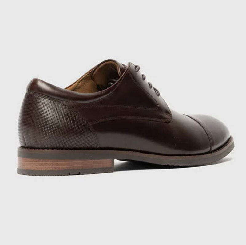 Rodd & Gunn Loburn Derby Shoe image number 1