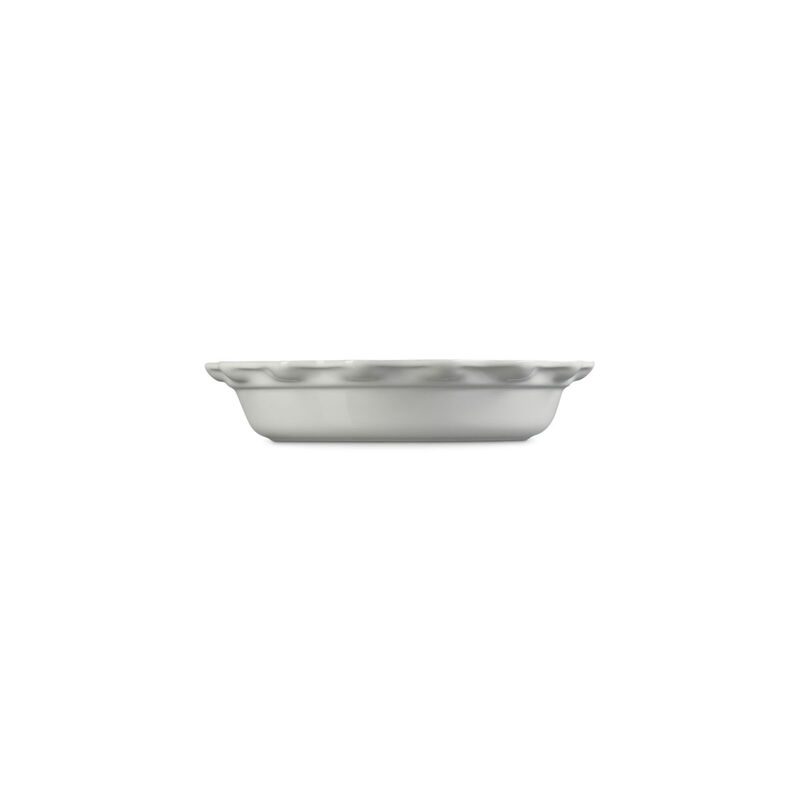 Le Creuset Stoneware Heritage Round Flute Pie Dish 23cm image number 8