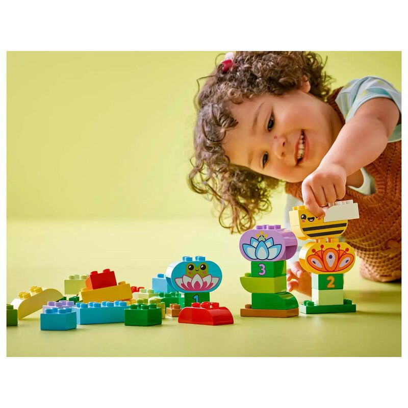 LEGO DUPLO Creative Garden & Flowers image number 3