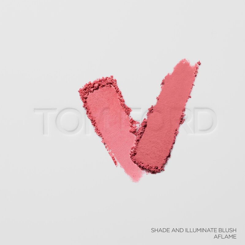 Tom Ford Shade & Illuminate Blush image number 18
