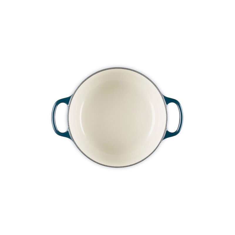 Le Creuset Signature Cast Iron Round Casserole 20cm image number 41