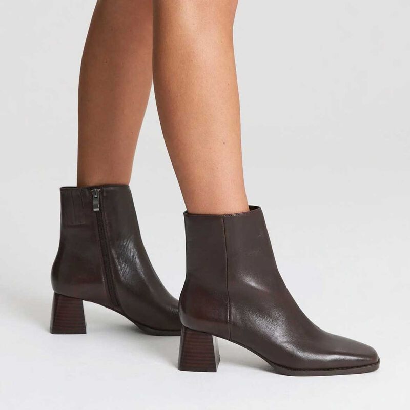 Siren Nova Ankle Boots image number 1