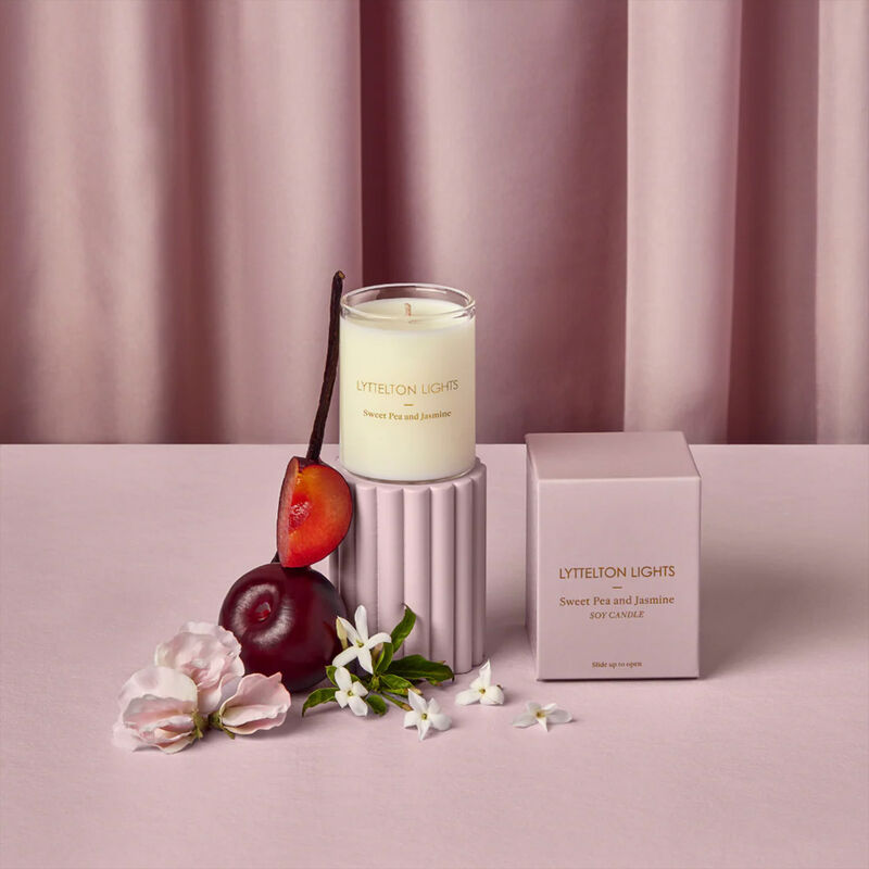 Lyttelton Lights Sweet Pea & Jasmine Candle image number 1