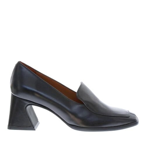 Neo Heeled Loafer