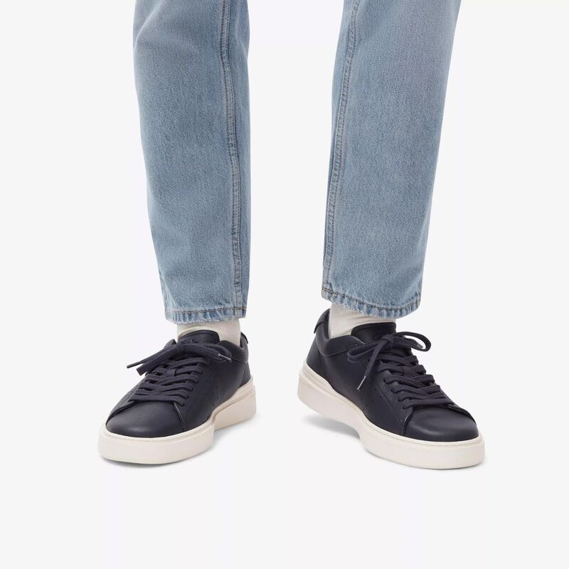 Clarks Mens Craft Swift Navy Leather image number 1