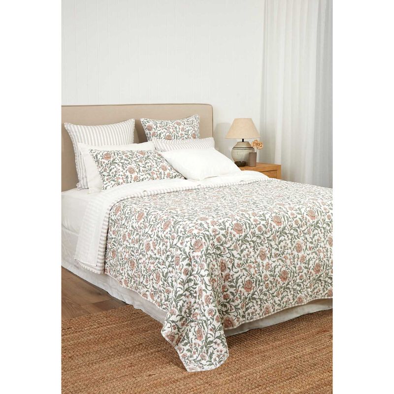 Wallace Cotton Arabella Quilt image number 0