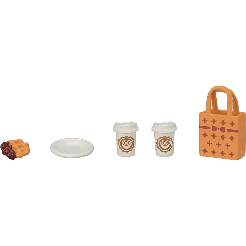 Sylvanian Families Latte Cat Family image number 2