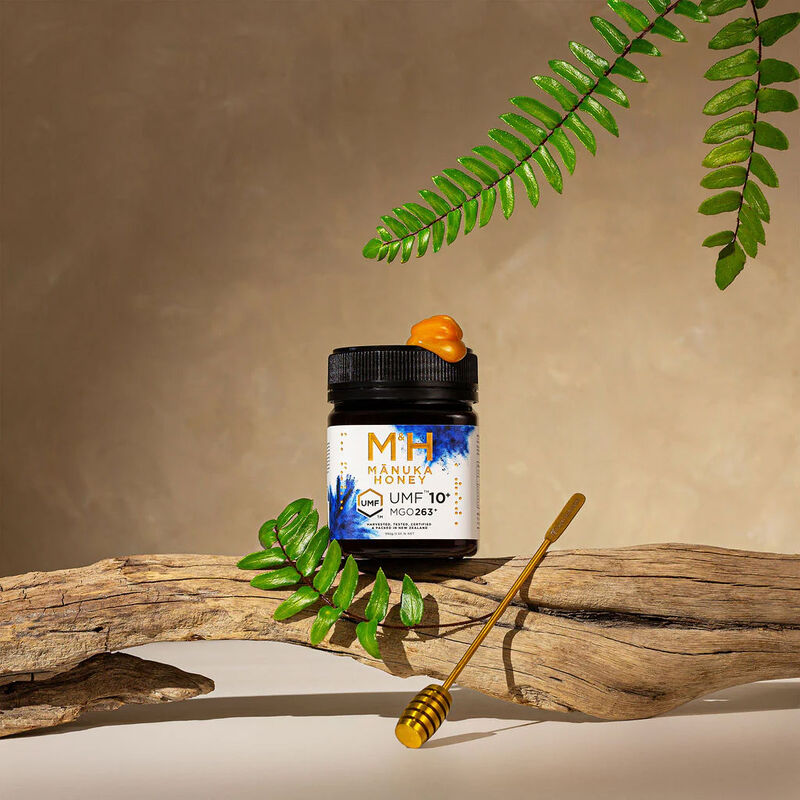 M&H Manuka Honey UMF 10+ 250g image number 1
