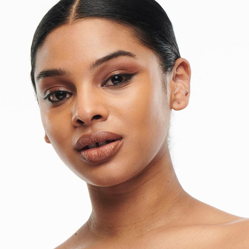 MAC Studio Radiance Serum Powered Foundation image number 70