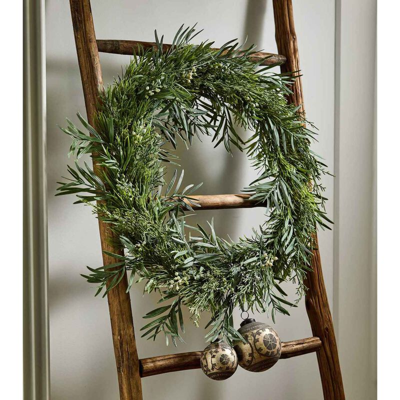 French Country Mixed Silver Green Wreath 60cm image number 1