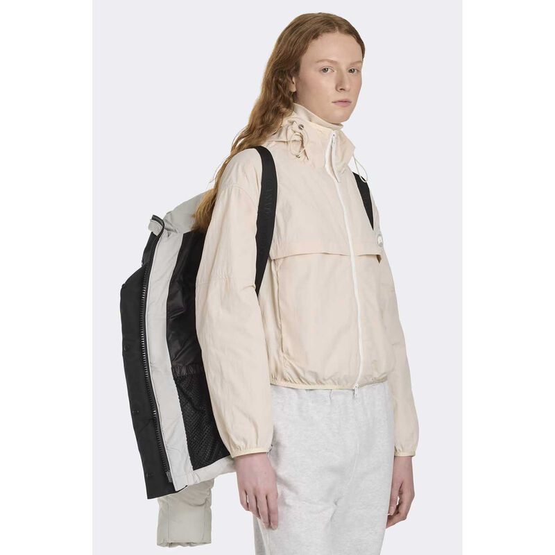 Canada Goose Womens Junction Parka image number 3