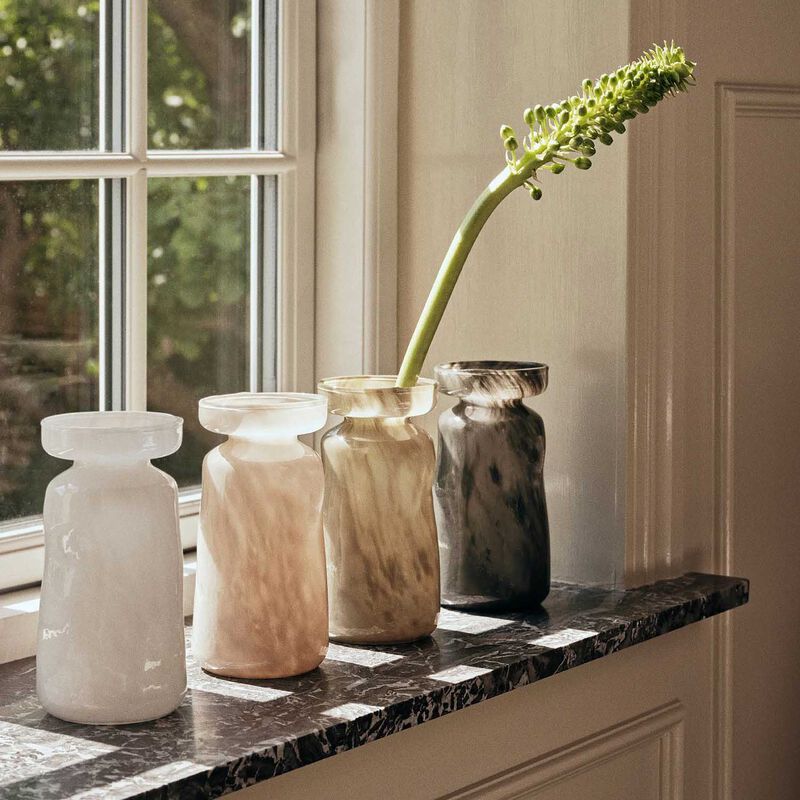 Broste Vase Solai - Taupe Warm Grey image number 1