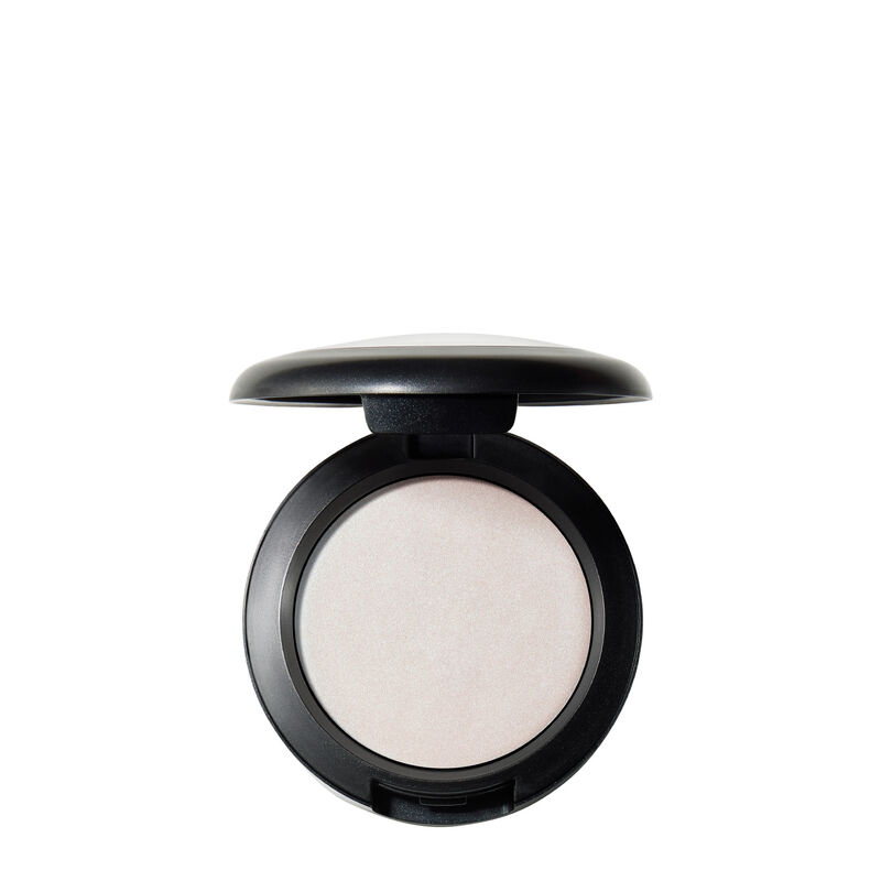 MAC Cream Colour Base image number 2
